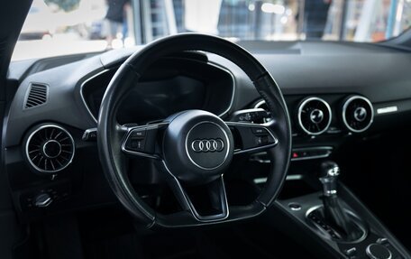 Audi TT, 2016 год, 2 750 000 рублей, 10 фотография