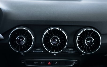Audi TT, 2016 год, 2 750 000 рублей, 14 фотография