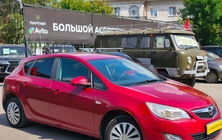 Opel Astra J, 2011 год, 699 000 рублей, 3 фотография