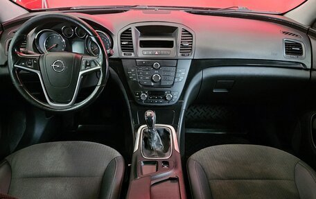 Opel Insignia II рестайлинг, 2010 год, 675 000 рублей, 9 фотография