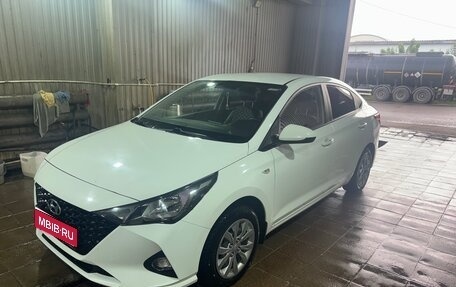 Hyundai Solaris II рестайлинг, 2020 год, 1 350 000 рублей, 1 фотография