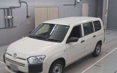 Toyota Probox I, 2021 год, 825 000 рублей, 1 фотография