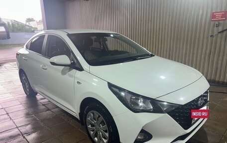 Hyundai Solaris II рестайлинг, 2020 год, 1 350 000 рублей, 3 фотография
