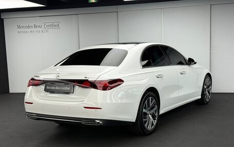Mercedes-Benz E-Класс, 2024 год, 6 120 000 рублей, 2 фотография