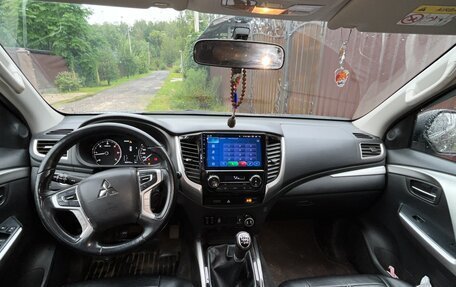 Mitsubishi Pajero Sport III рестайлинг, 2019 год, 2 400 000 рублей, 5 фотография