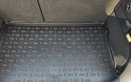 Audi A1, 2011 год, 990 000 рублей, 7 фотография
