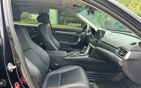 Honda Accord IX рестайлинг, 2022 год, 1 975 000 рублей, 10 фотография
