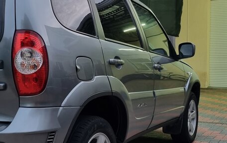 Chevrolet Niva I рестайлинг, 2015 год, 730 000 рублей, 9 фотография