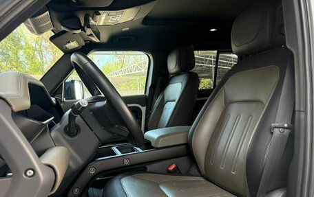 Land Rover Defender II, 2021 год, 10 900 000 рублей, 12 фотография