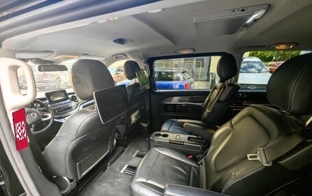 Mercedes-Benz V-Класс, 2020 год, 5 900 000 рублей, 3 фотография