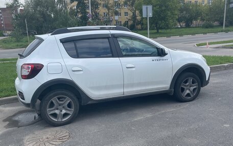 Renault Sandero II рестайлинг, 2022 год, 1 450 000 рублей, 1 фотография