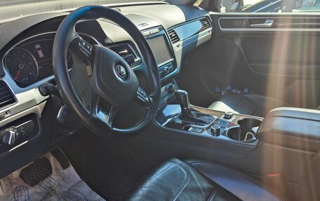 Volkswagen Touareg III, 2010 год, 1 150 000 рублей, 2 фотография