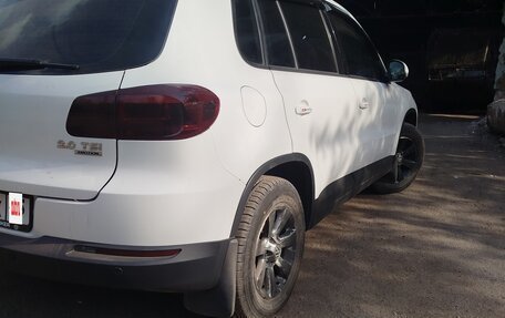 Volkswagen Tiguan I, 2013 год, 1 400 000 рублей, 2 фотография