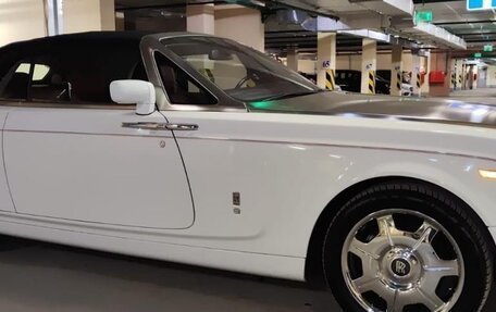 Rolls-Royce Phantom VII рестайлинг, 2008 год, 24 000 000 рублей, 9 фотография