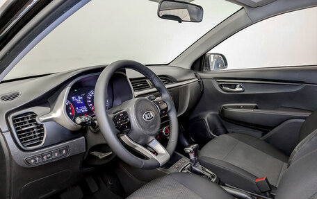KIA Rio IV, 2021 год, 1 030 000 рублей, 14 фотография
