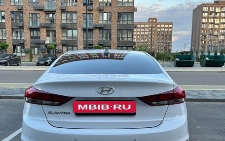 Hyundai Elantra VI рестайлинг, 2017 год, 1 470 000 рублей, 5 фотография