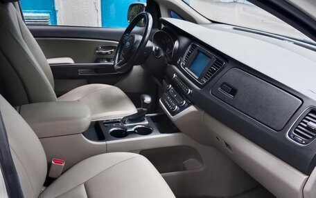 KIA Carnival, 2020 год, 3 200 000 рублей, 3 фотография