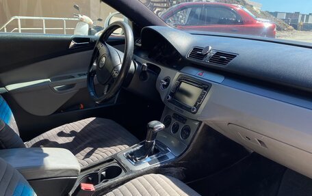 Volkswagen Passat B6, 2005 год, 630 000 рублей, 6 фотография
