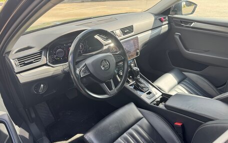 Skoda Superb III рестайлинг, 2020 год, 2 300 000 рублей, 5 фотография