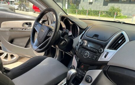 Chevrolet Cruze II, 2013 год, 550 000 рублей, 9 фотография