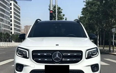 Mercedes-Benz GLB, 2022 год, 2 300 000 рублей, 3 фотография