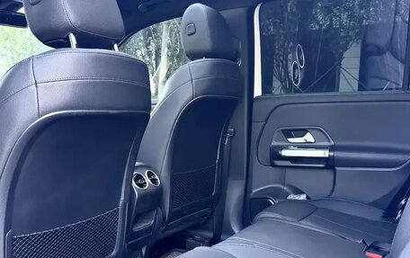 Mercedes-Benz GLB, 2022 год, 2 300 000 рублей, 7 фотография