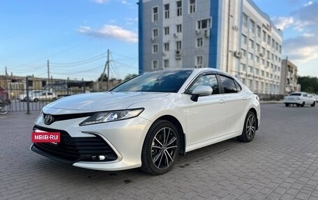 Toyota Camry, 2021 год, 2 700 000 рублей, 9 фотография