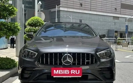 Mercedes-Benz E-Класс AMG, 2022 год, 6 963 600 рублей, 2 фотография