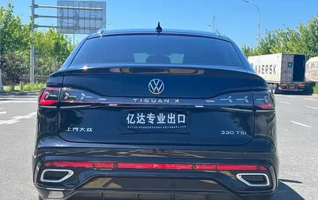 Volkswagen Tiguan II, 2022 год, 2 390 000 рублей, 8 фотография