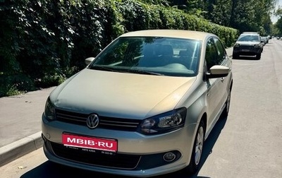 Volkswagen Polo VI (EU Market), 2011 год, 830 000 рублей, 1 фотография