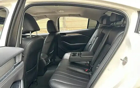 Mazda 6, 2022 год, 2 200 000 рублей, 9 фотография