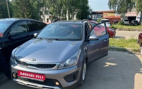KIA Rio IV, 2018 год, 1 369 000 рублей, 2 фотография