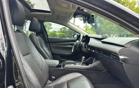 Mazda 3, 2022 год, 1 770 000 рублей, 15 фотография