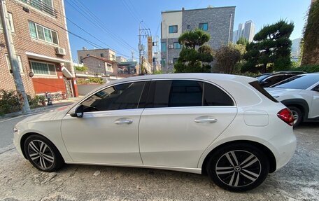 Mercedes-Benz A-Класс, 2022 год, 2 295 000 рублей, 6 фотография