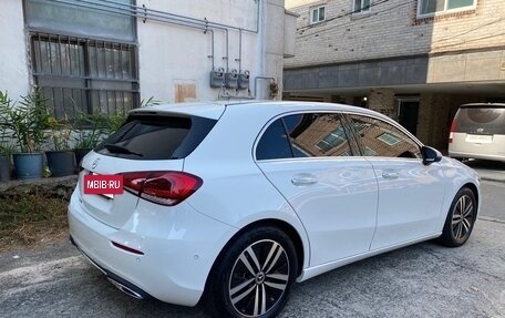 Mercedes-Benz A-Класс, 2022 год, 2 295 000 рублей, 3 фотография