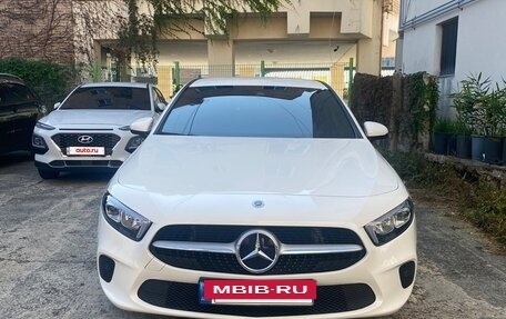 Mercedes-Benz A-Класс, 2022 год, 2 295 000 рублей, 2 фотография