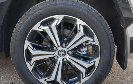 Toyota RAV4, 2023 год, 8 990 000 рублей, 7 фотография