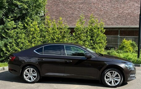 Skoda Superb III рестайлинг, 2019 год, 2 750 000 рублей, 5 фотография