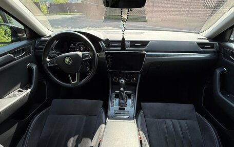 Skoda Superb III рестайлинг, 2019 год, 2 750 000 рублей, 13 фотография