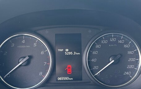 Mitsubishi Outlander III рестайлинг 3, 2014 год, 1 850 000 рублей, 7 фотография