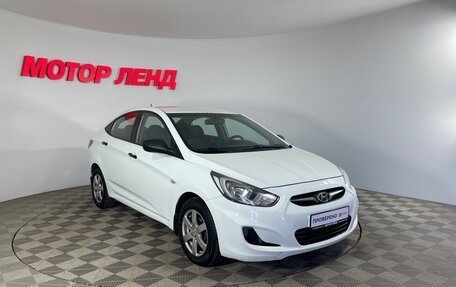 Hyundai Solaris II рестайлинг, 2012 год, 692 000 рублей, 3 фотография