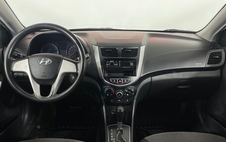 Hyundai Solaris II рестайлинг, 2012 год, 692 000 рублей, 13 фотография