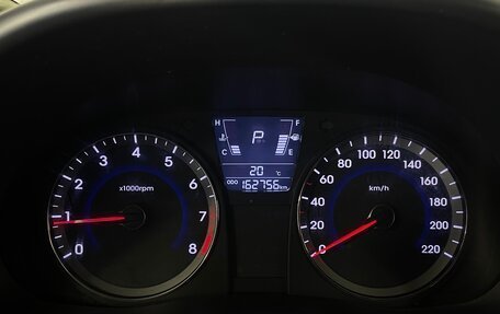 Hyundai Solaris II рестайлинг, 2012 год, 692 000 рублей, 17 фотография