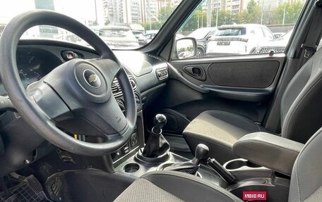 Chevrolet Niva I рестайлинг, 2018 год, 820 000 рублей, 9 фотография