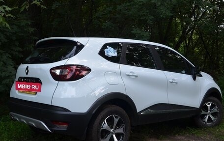 Renault Kaptur I рестайлинг, 2020 год, 1 700 000 рублей, 5 фотография