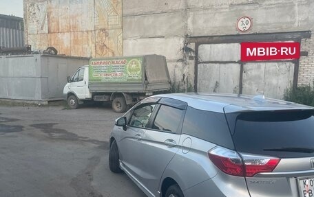 Honda Shuttle II, 2015 год, 1 050 000 рублей, 7 фотография