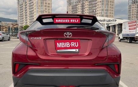 Toyota C-HR I рестайлинг, 2017 год, 1 950 000 рублей, 3 фотография
