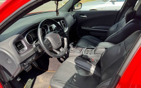 Dodge Charger, 2017 год, 4 800 000 рублей, 7 фотография