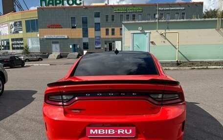 Dodge Charger, 2017 год, 4 800 000 рублей, 5 фотография