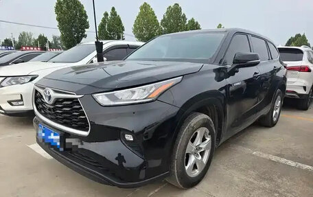 Toyota Highlander, 2025 год, 5 300 000 рублей, 1 фотография